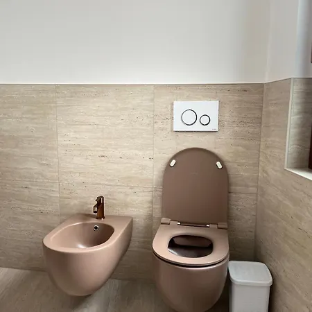 Elegance מנאג'יו