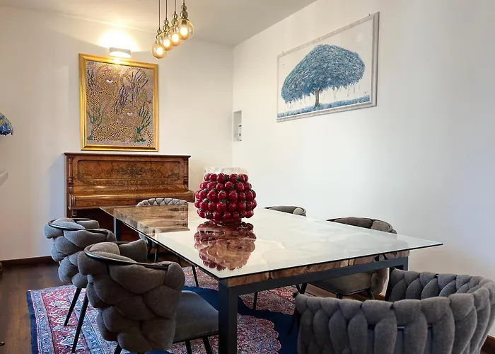 Elegance Apartament *